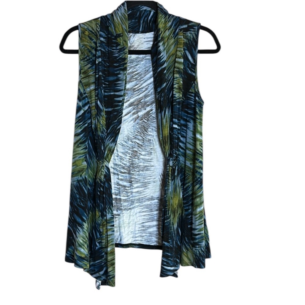 Adrienne Vittadini Dark Tropical Knotted Open Front Vest. Sleeveless